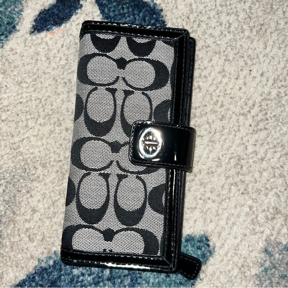 Authentic COACH card wallet